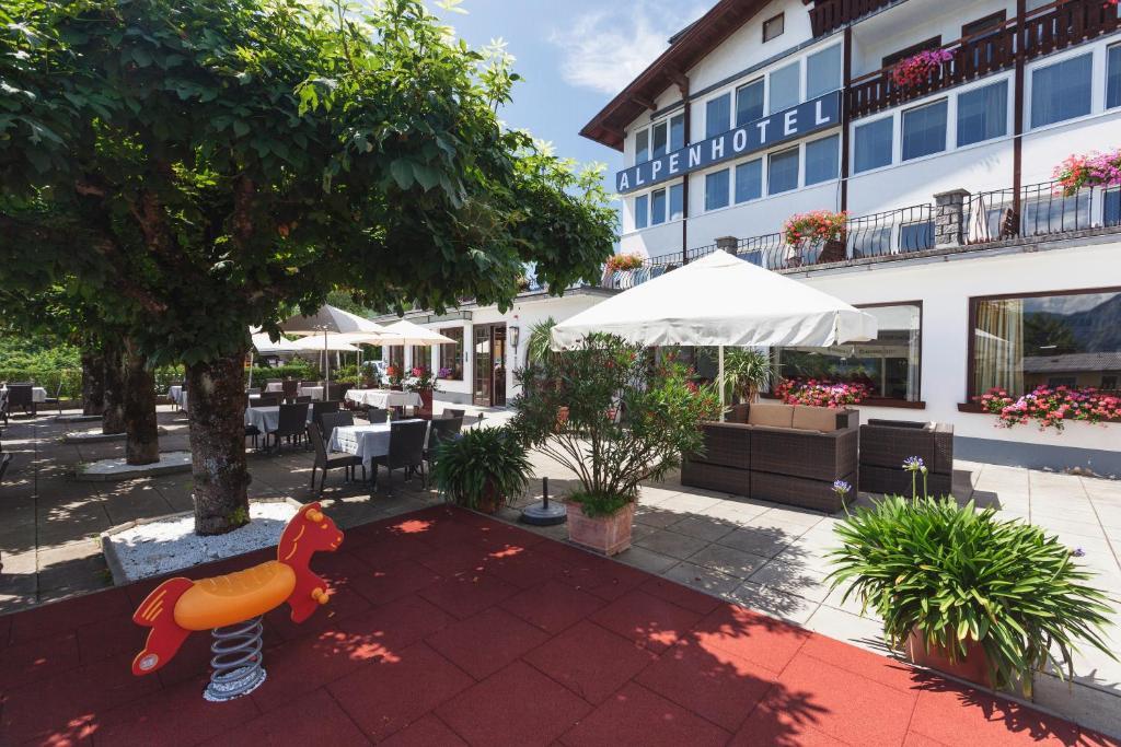 Alpenhotel Altmuenster Exterior photo
